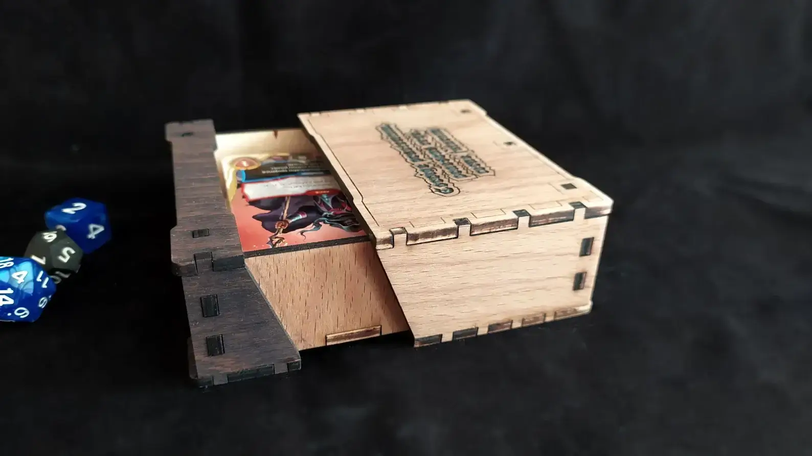 Urza: Large Card Deck (60 cards) Box - Image 3